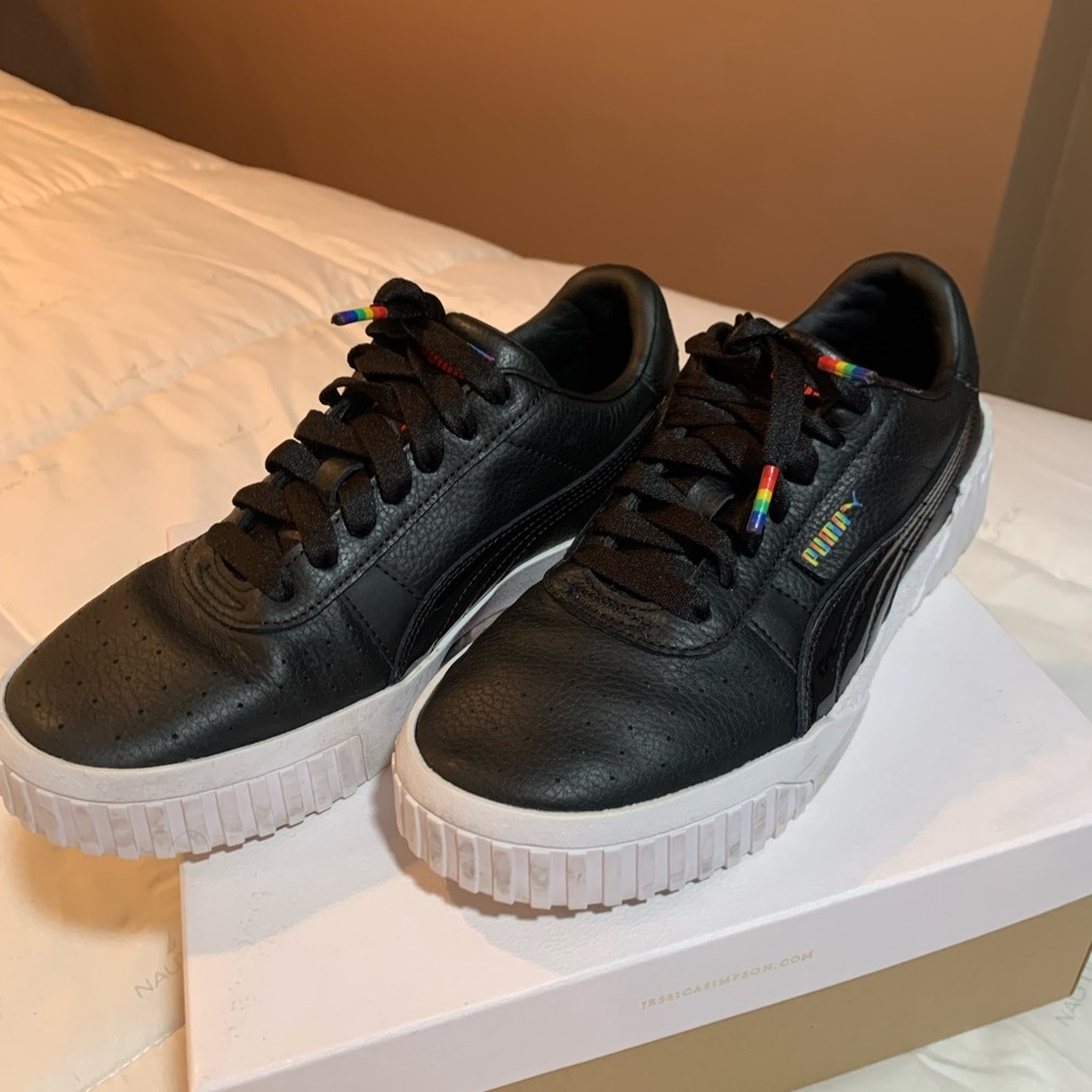 PUMA SNEAKER